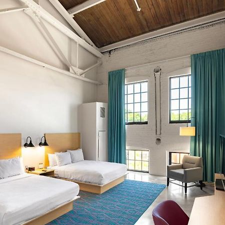 The Warehouse Hotel At Champion Mill Хамилтън Екстериор снимка