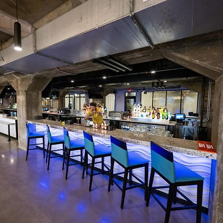 The Warehouse Hotel At Champion Mill Хамилтън Екстериор снимка