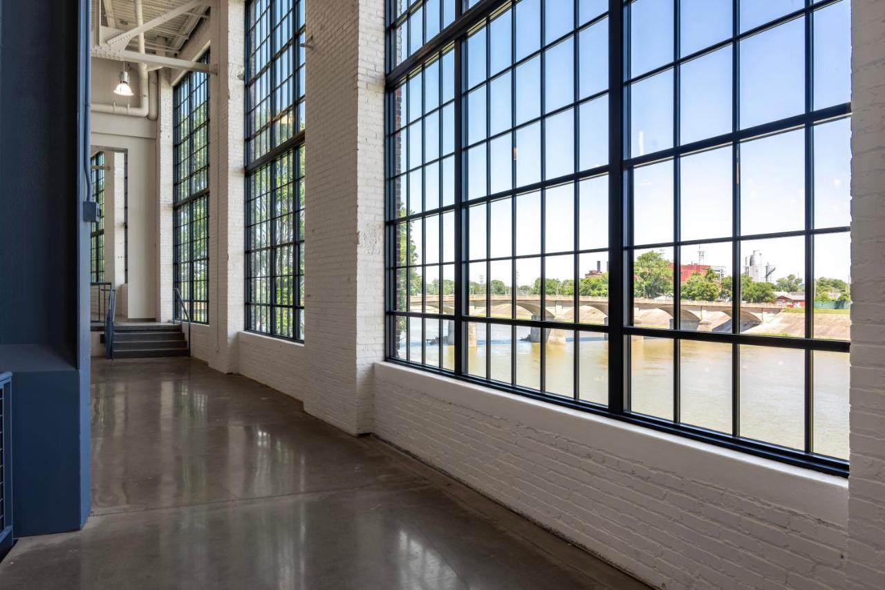 The Warehouse Hotel At Champion Mill Хамилтън Екстериор снимка